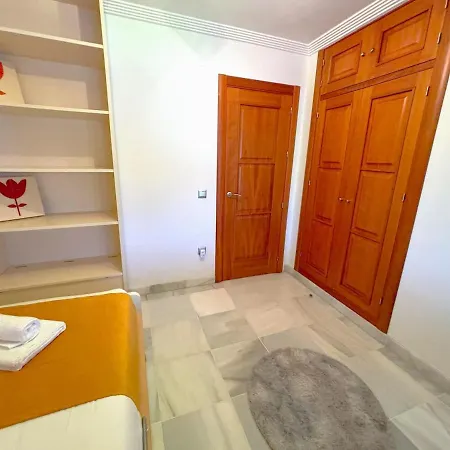Evans Realty Bj Terraza & Garaje & 3 Habs & 2 Banos *